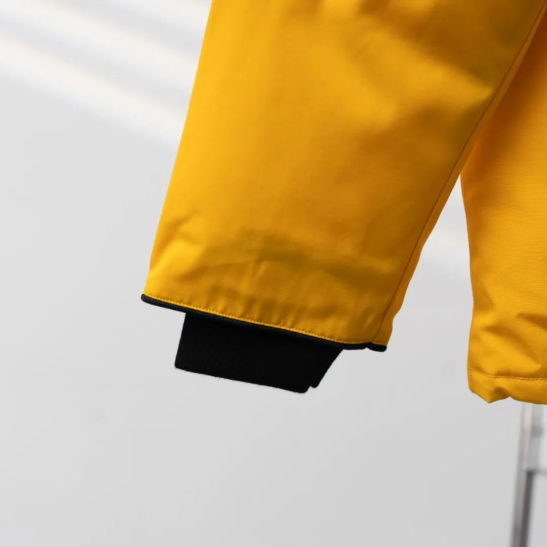 P660 CANADA GOOSE丨Canada Goose C08 children's clothing, children's hooded down jacket Color: Yellow Size: 110-160